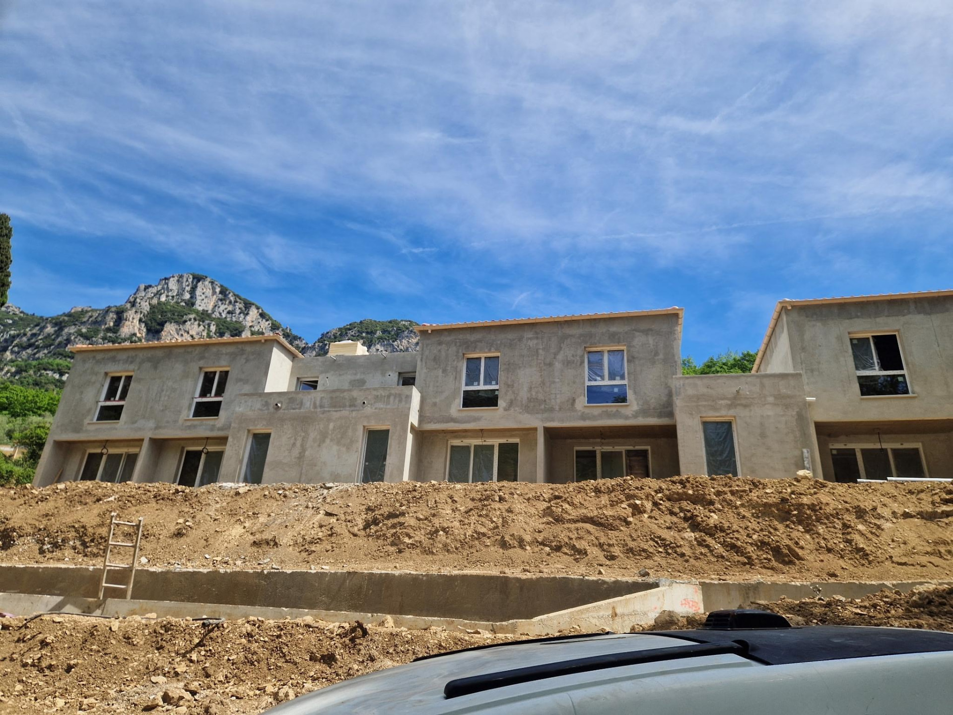 Menuiseries PVC – programme de villas pour un promoteur